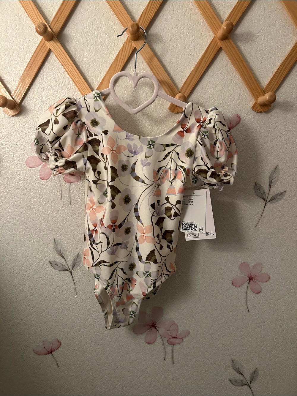 Floral Puff-Sleeve toddler bathing suit  Cream and Pastel